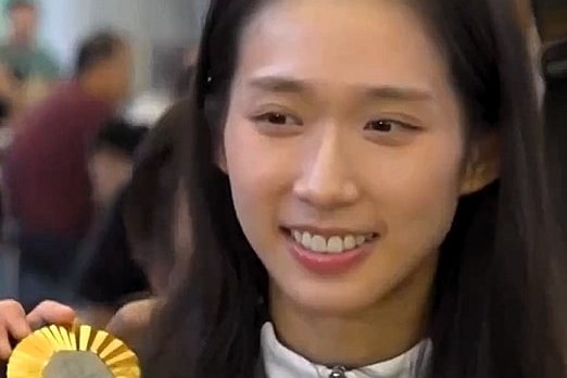 陈情缘与西拉吉巅峰对决 击剑赛场分出高下